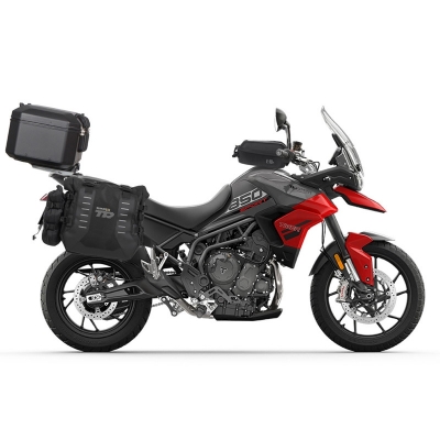 Kompletná sada sedlových brašní SHAD TERRA TR40 adventure a hliníkového kufra SHAD TERRA BLACK 37L vrátane montážnej sady SHAD TRIUMPH Tiger 900